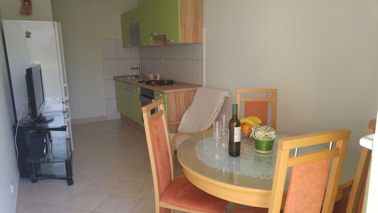 Two Bedroom Apartment Near Beach And Center 斯普利特 外观 照片